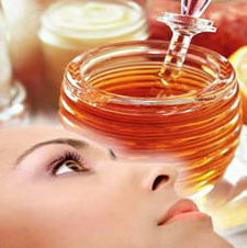 Grandes beneficios de la miel en tu piel